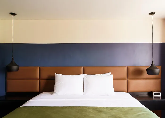 The Wesley Boutique Page, Az 3*