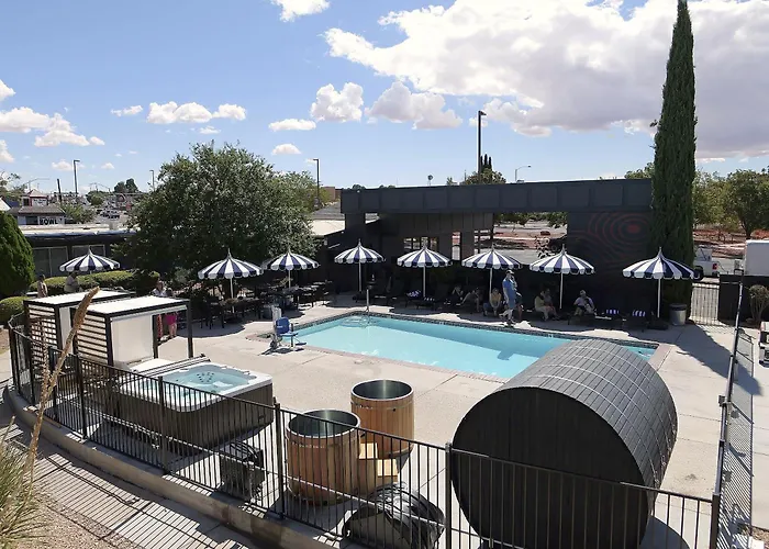 The Wesley Boutique Page, Az 3*